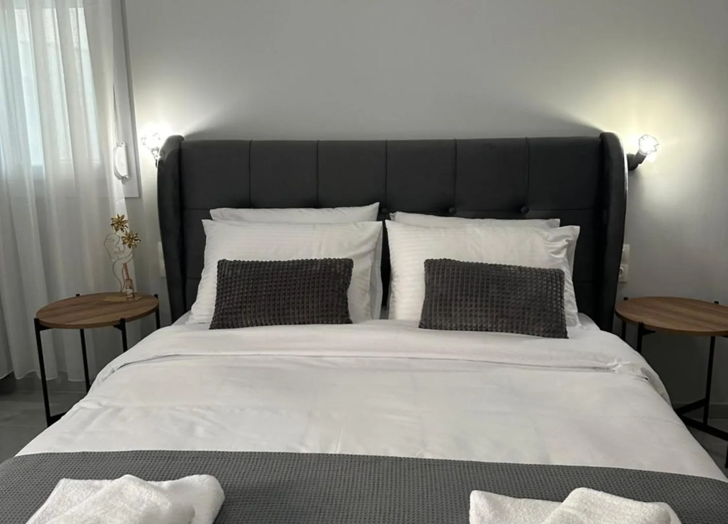 ניאה מודאניה Anastasia Luxury Apartments